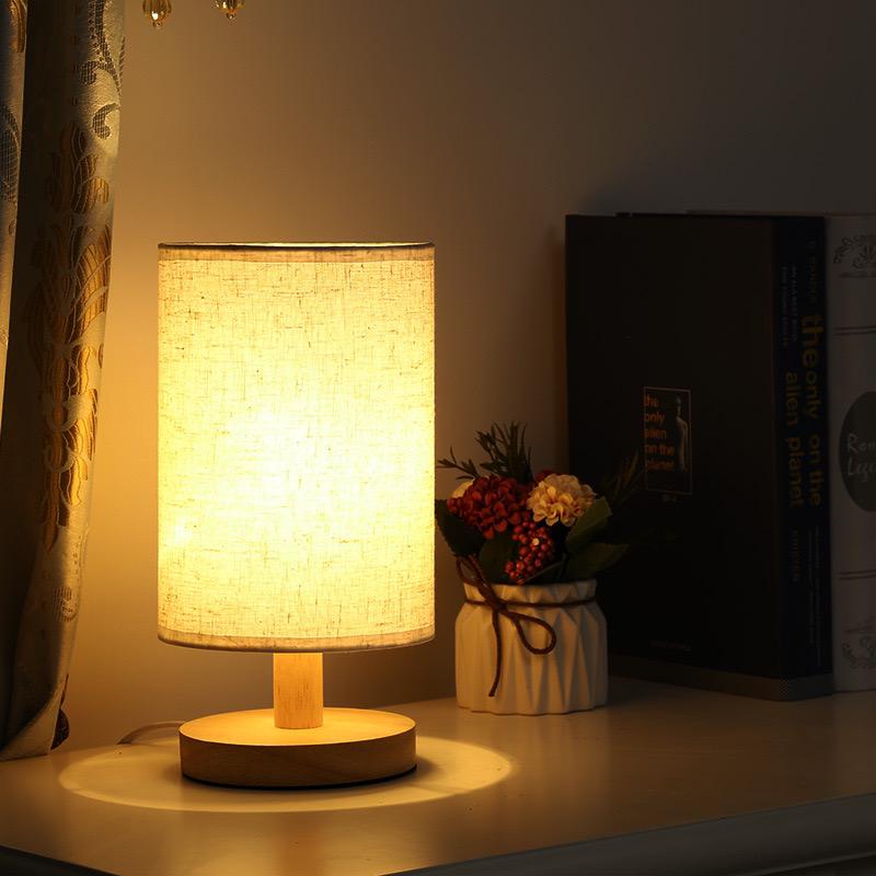 Aiko – Lampada Organica in Legno e Lino con Telecomando