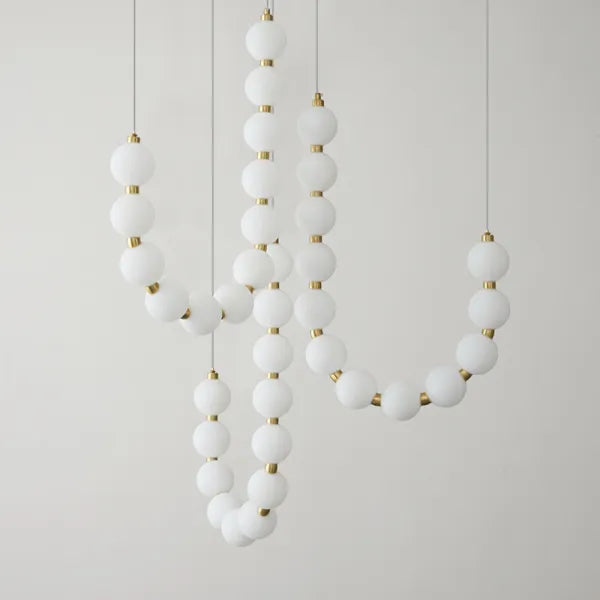 Lampadario elegante con lucente eleganza