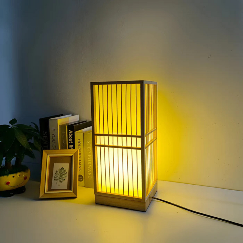 Lampada da tavolo LED giapponese in bambù