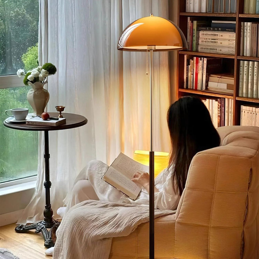 Evelisse | Lampada da Terra Ispirata al Retro con Cupola Ambra e Luce Calda