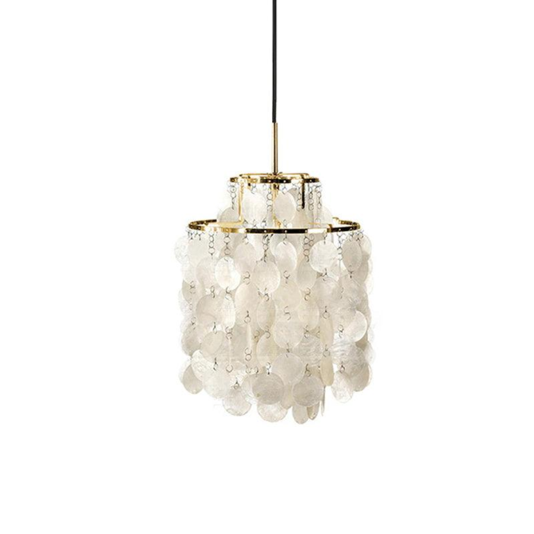 Lampada Vintage Elegante con Conchiglie e Atmosfera Marittima