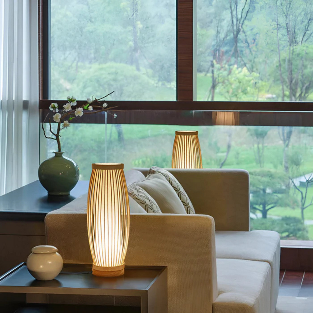 Lampada da tavolo LED giapponese in bambù