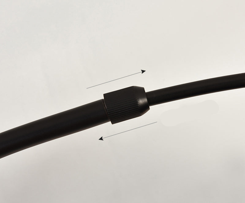 Lampada da Terra in Metallo Nero con Base Rotonda
