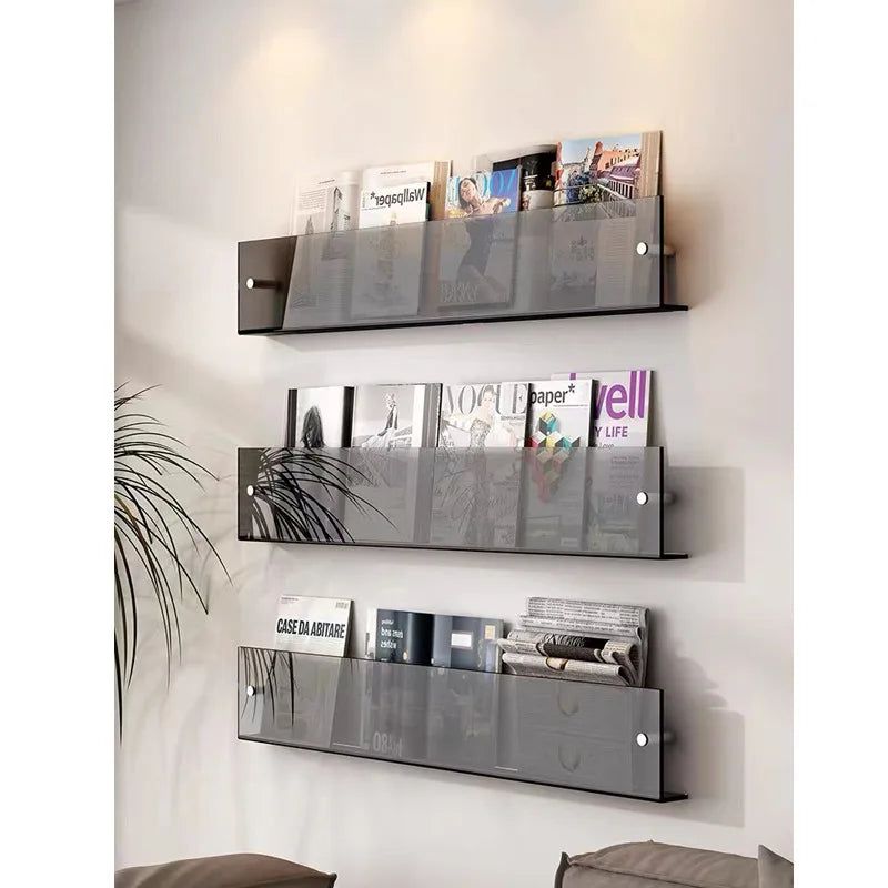 ClearLine – Elegante mensola a parete in acrilico per riviste