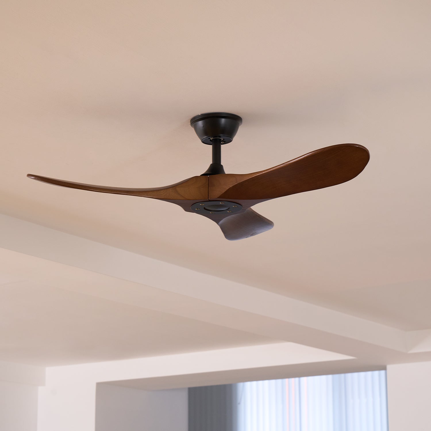 Clivara - Ventilatore da soffitto con telecomando Design moderno silenzioso