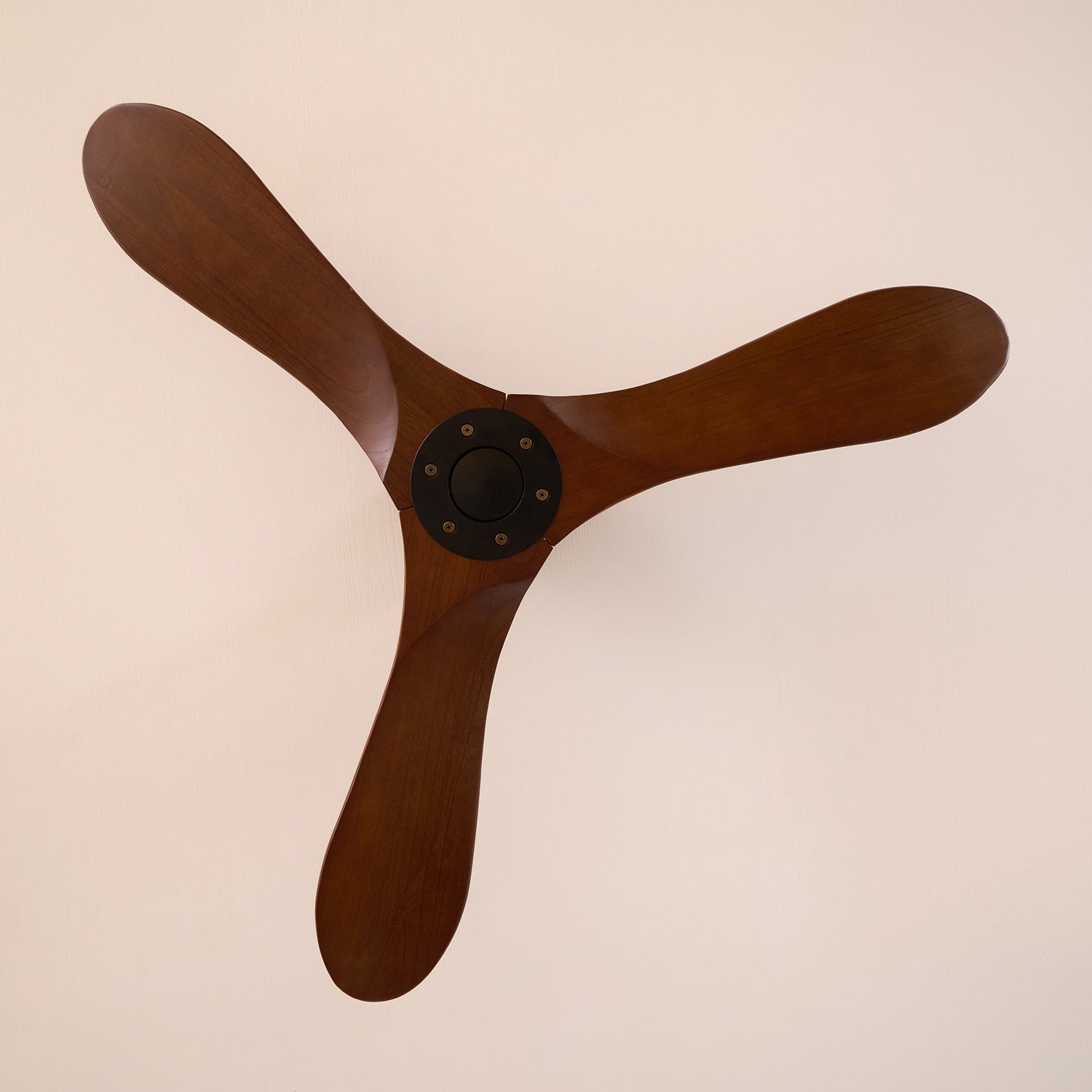 Clivara - Ventilatore da soffitto con telecomando Design moderno silenzioso