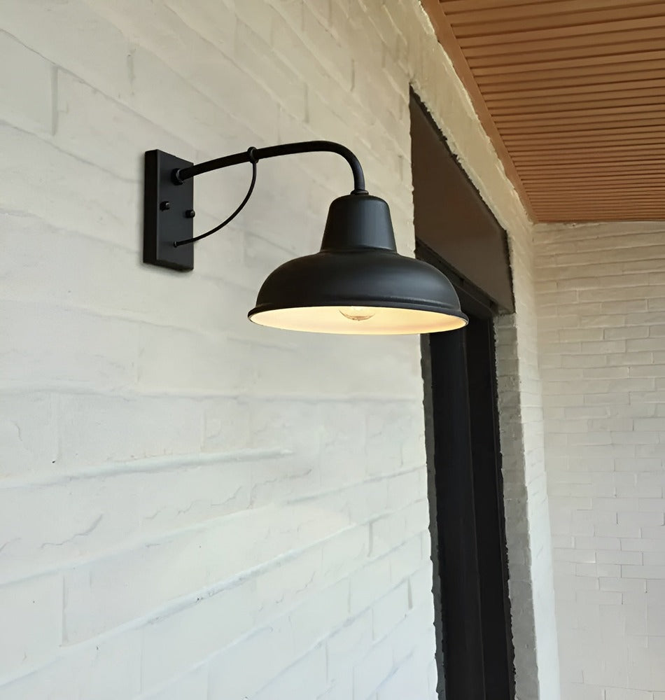 Castiron – Lampada da Parete Nera Antica in Stile Industriale Vintage