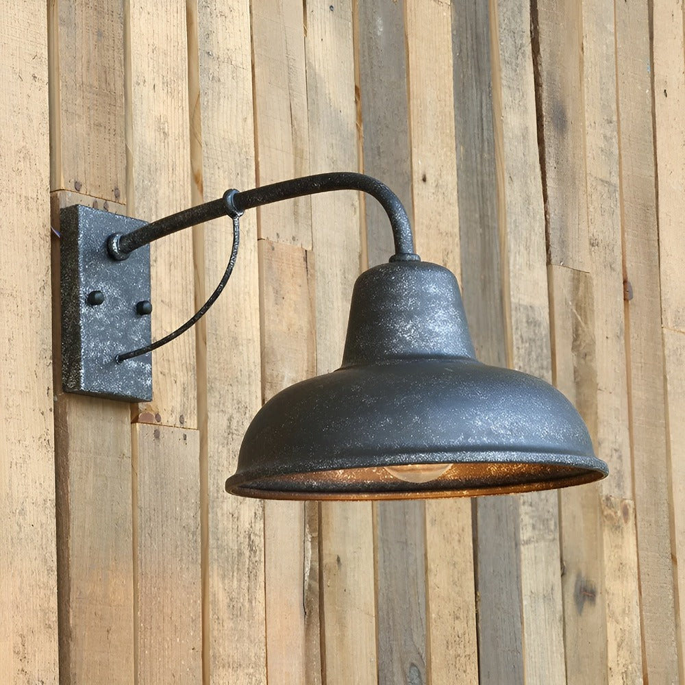 Castiron – Lampada da Parete Nera Antica in Stile Industriale Vintage