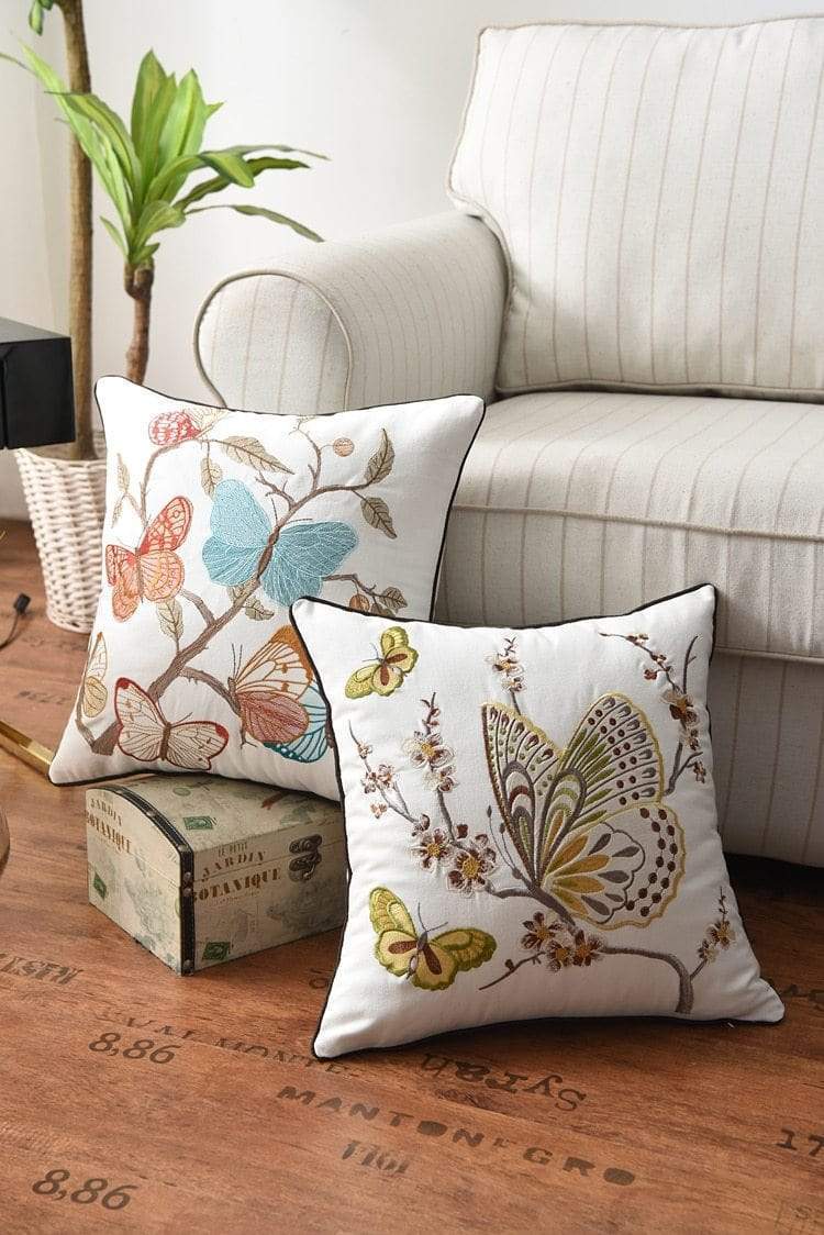Lunira - Cuscino Decorativo con Ricamo in Stile Rustico