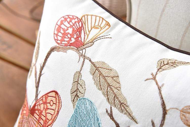 Lunira - Cuscino Decorativo con Ricamo in Stile Rustico