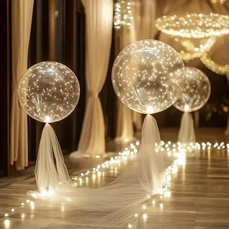 Palloncino con 10 pezzi | Luce calda bianca | Alimentato a batteria | LumiGlobe
