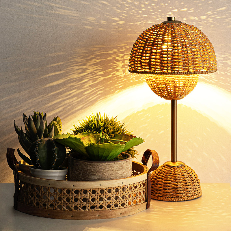 Ljusbo - Lampada da tavolo in bambù con luce calda per un'illuminazione suggestiva