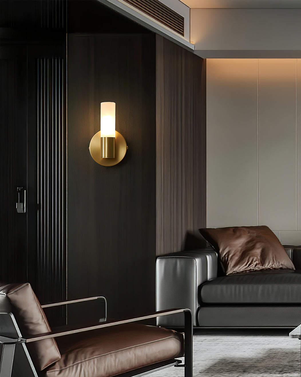 Lario – Elegante Applique in Ottone con Illuminazione LED a Risparmio Energetico