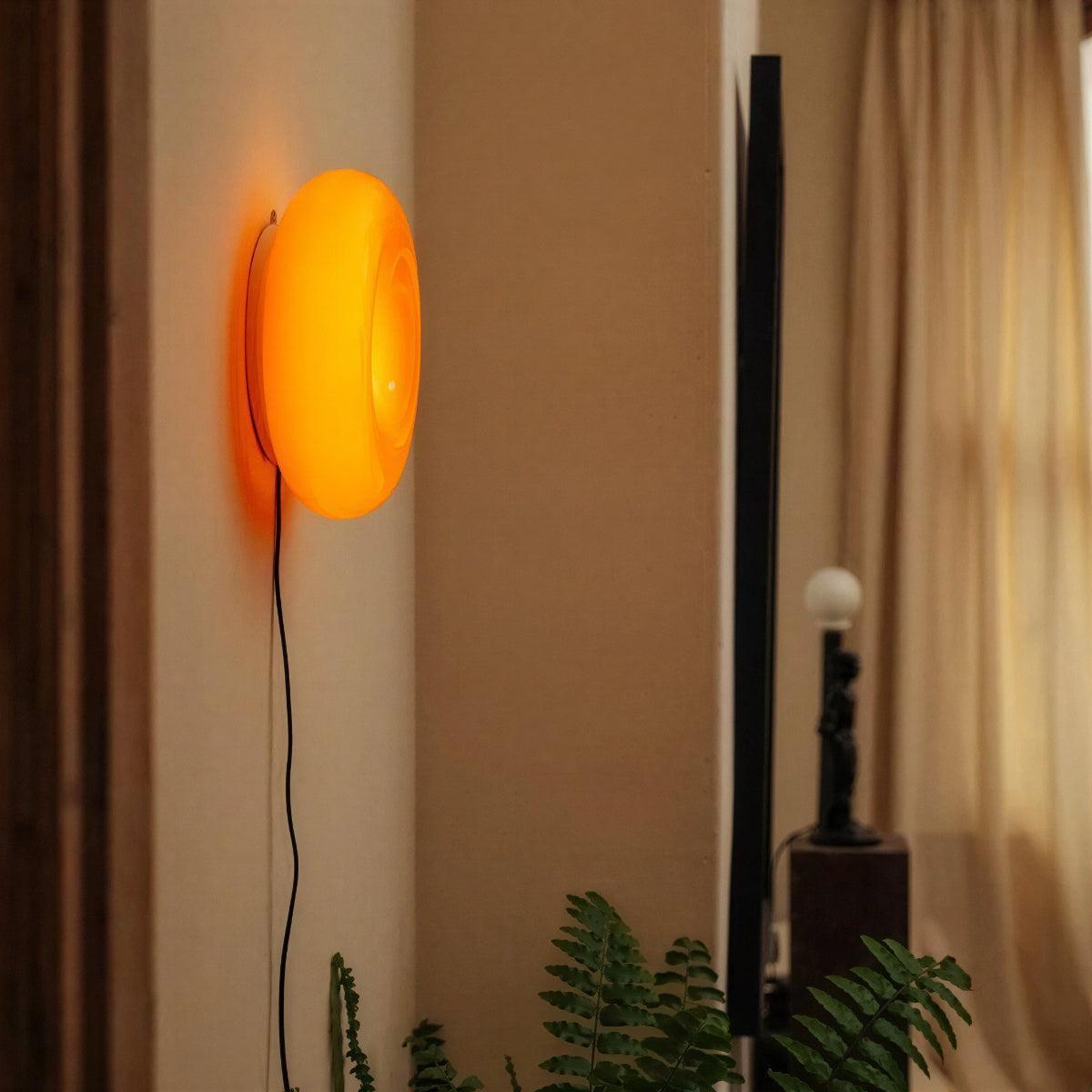 Lampada da Parete e Tavolo Bauhaus con Design a Ciambella