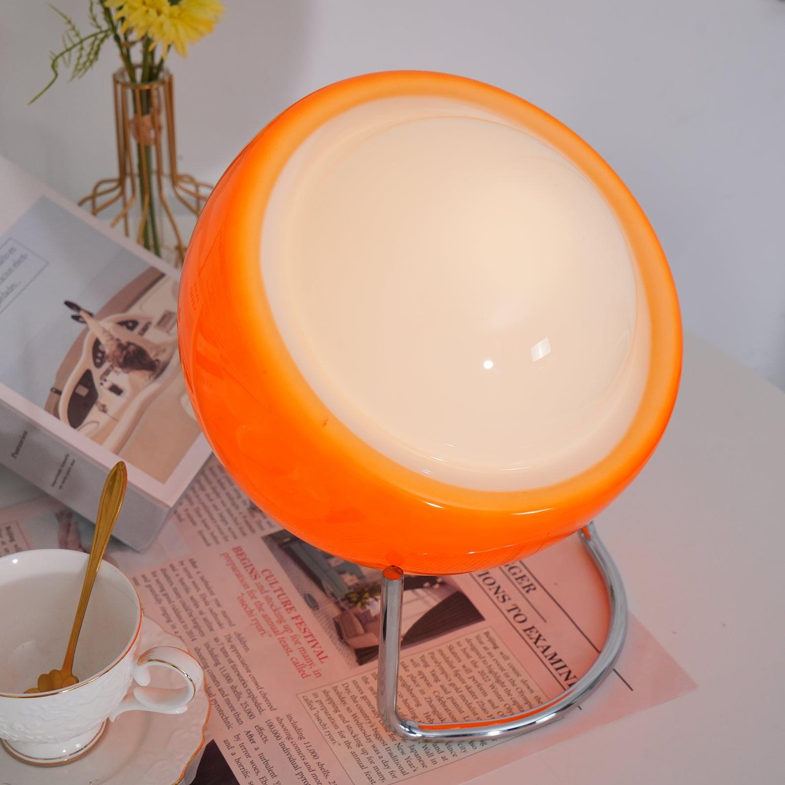 Lampada da Tavolo in Stile Bauhaus con Aspetto Vetro e Struttura in Metallo