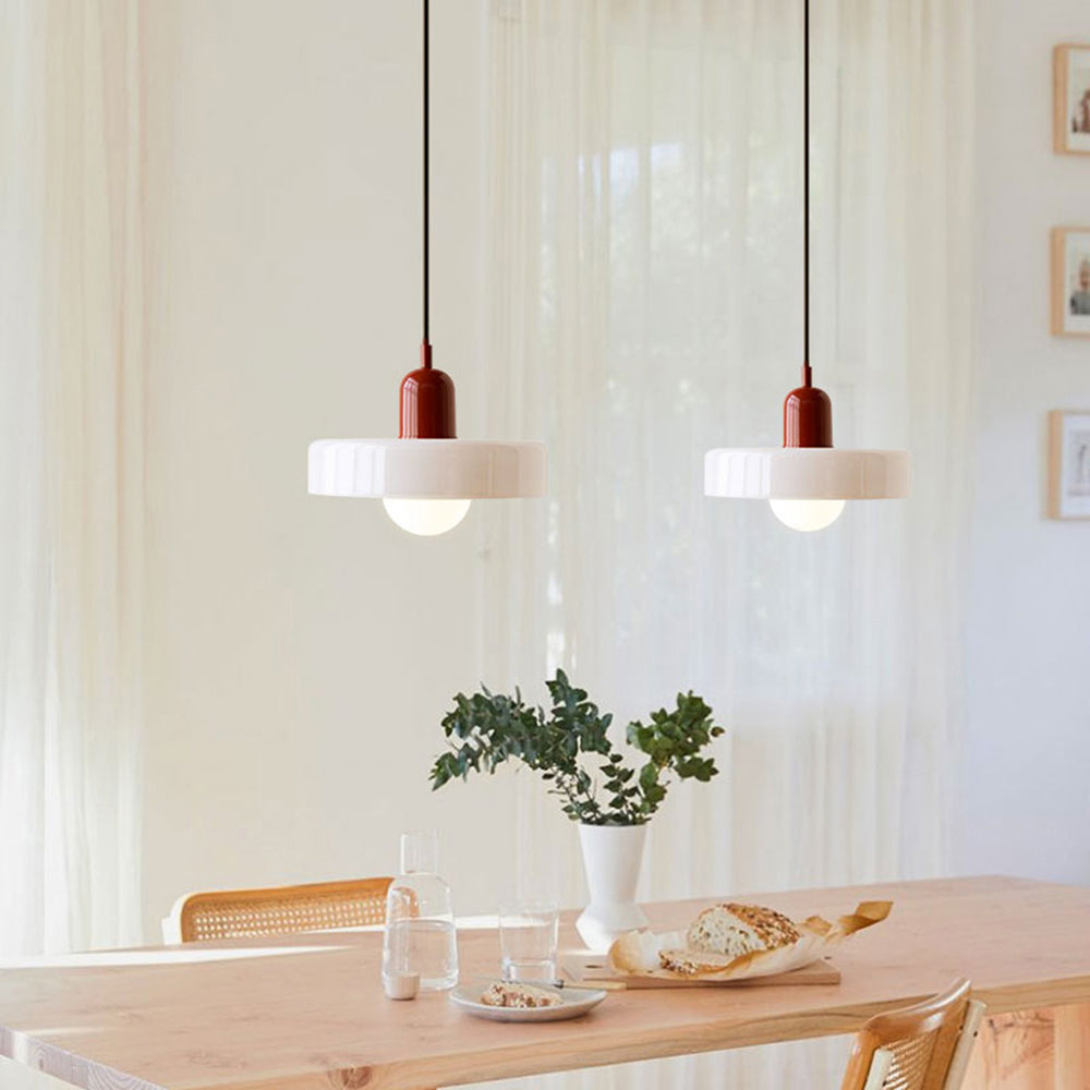 Lampada a sospensione in vetro stile Bauhaus con paralume ad anello