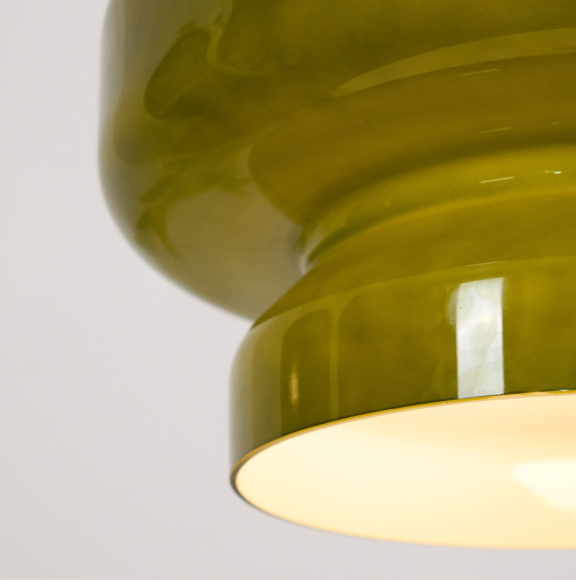 Elmirae | Lampada a Sospensione in Vetro Cromato Moderno per Aree Pranzo e Soggiorni