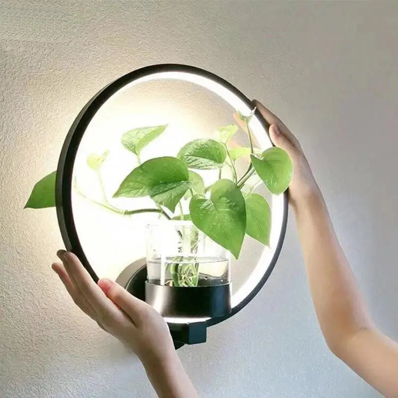 Lampada da parete botanica - lampada da parete con pianta per un'illuminazione elegante