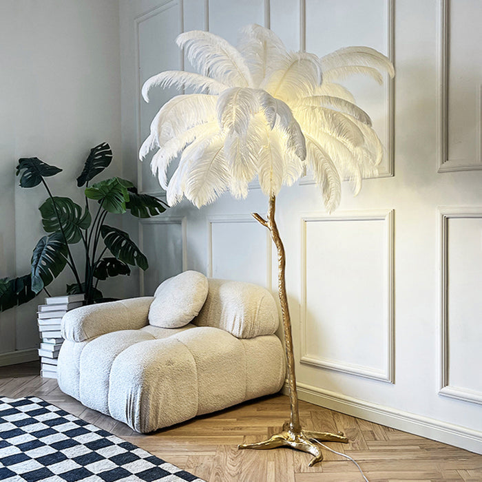 Lampada alta con piume, che porta lusso in ogni ambiente!