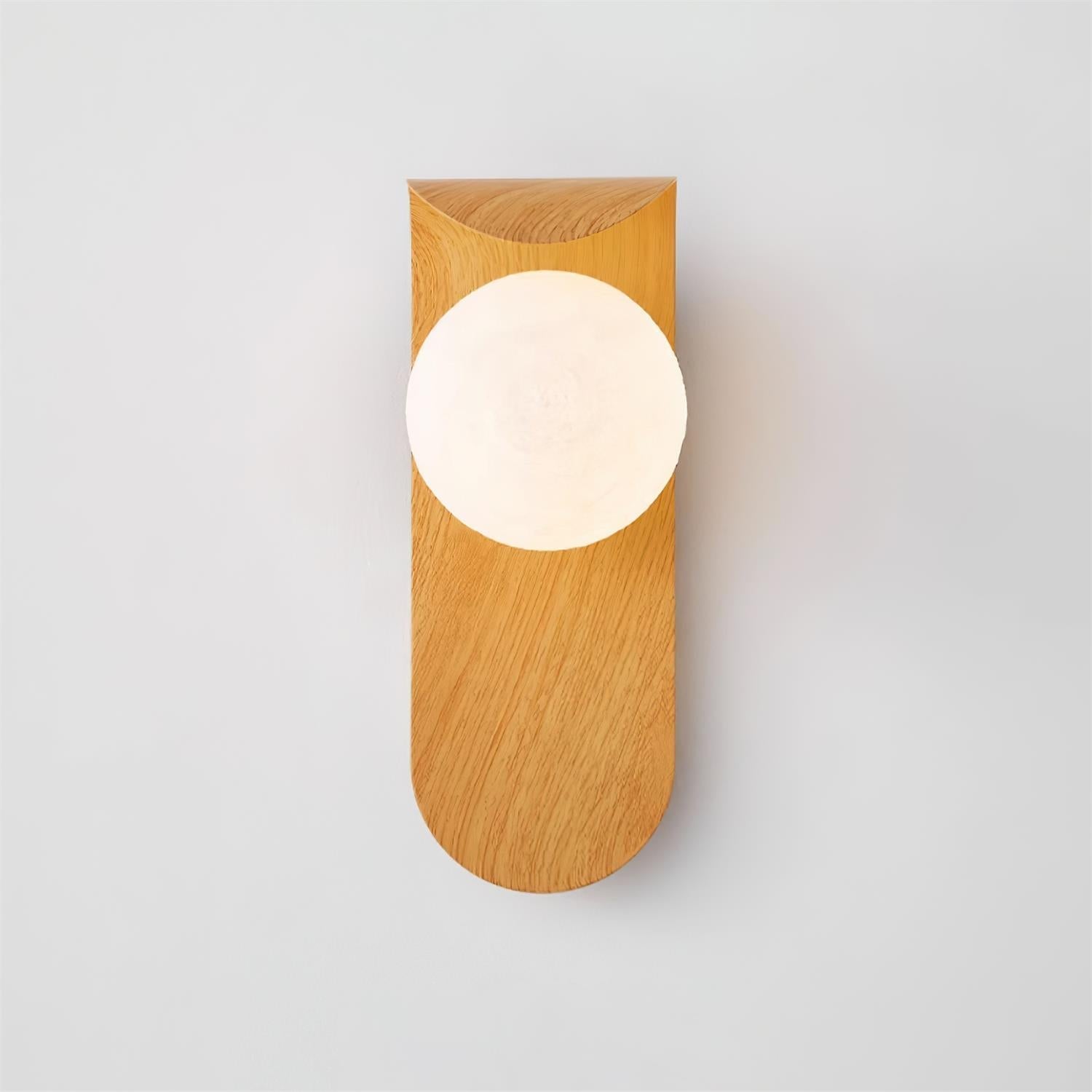 Lumirae | Applique moderna effetto legno con globi satinati per illuminazione di bagni e camere da letto