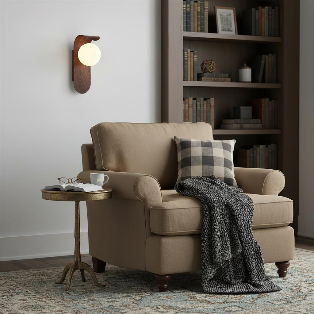 Lumirae | Applique moderna effetto legno con globi satinati per illuminazione di bagni e camere da letto