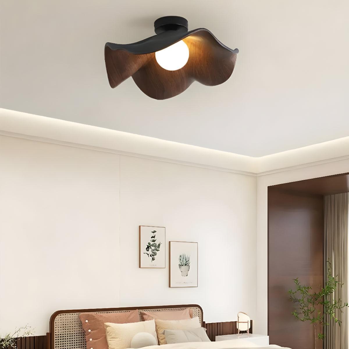 Lampada da Soffitto con Design Curvo in Legno Stile Mid Century