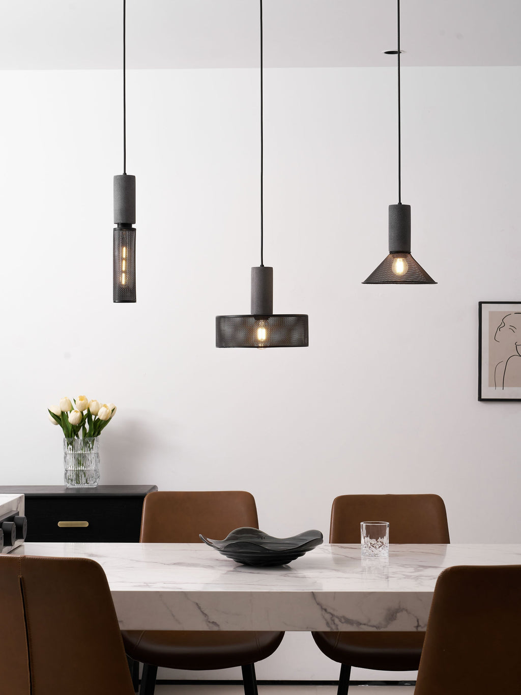 Virexo | Lampada a sospensione in cemento industriale con paralume cilindrico per interni moderni