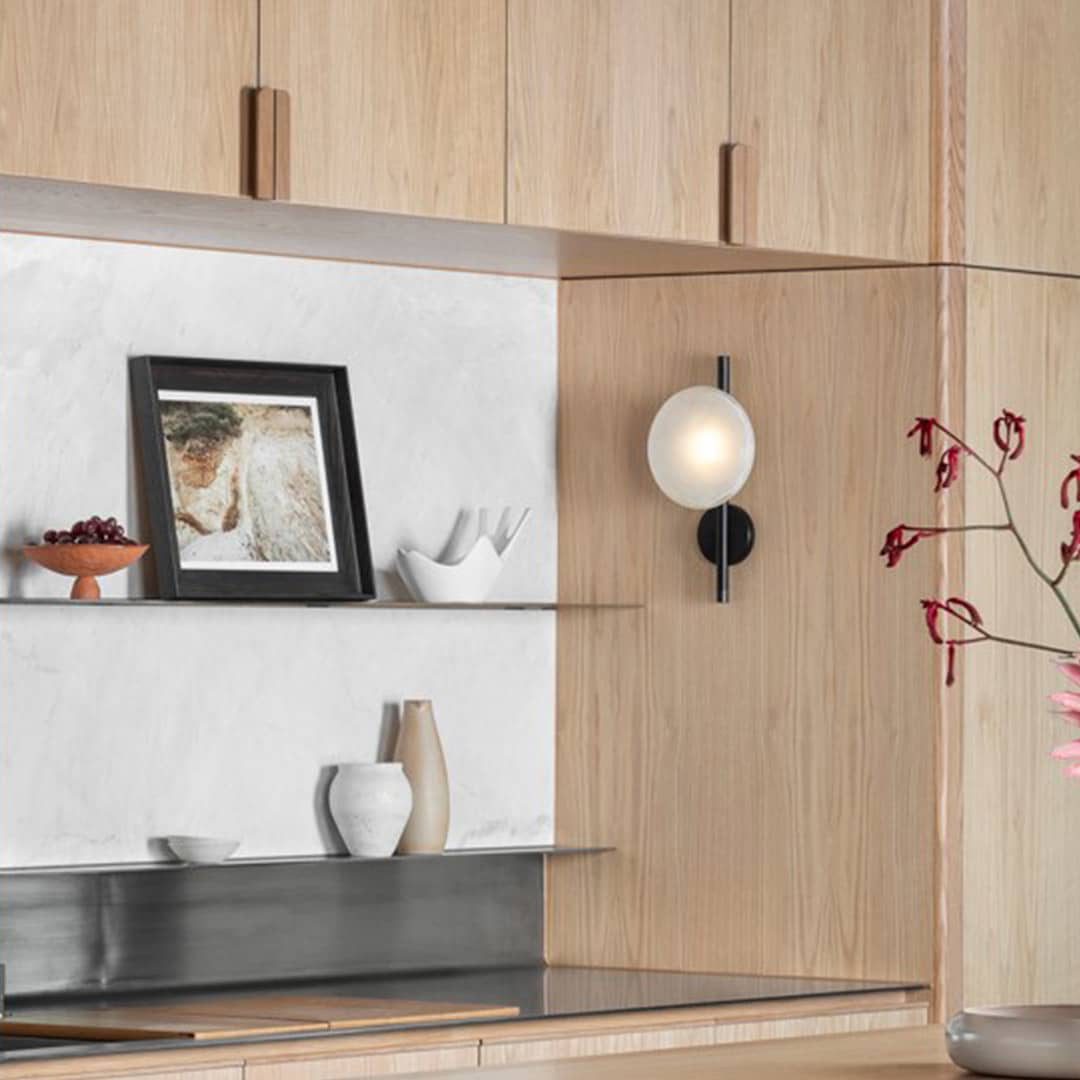Noreva | Applique in Vetro Scultoreo con LED Integrato per Illuminazione Interni Moderni