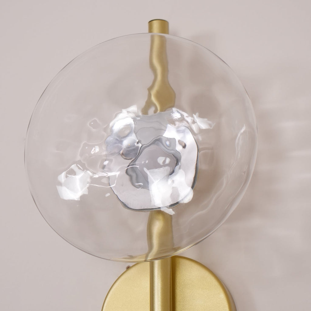 Noreva | Applique in Vetro Scultoreo con LED Integrato per Illuminazione Interni Moderni
