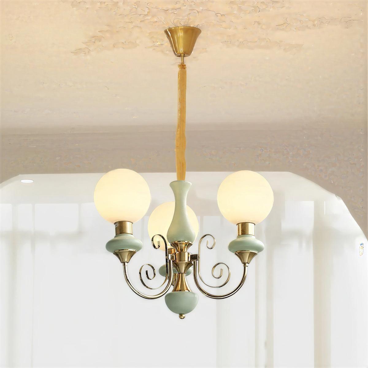 Lampadario Moderno con Design a Globo in Vetro