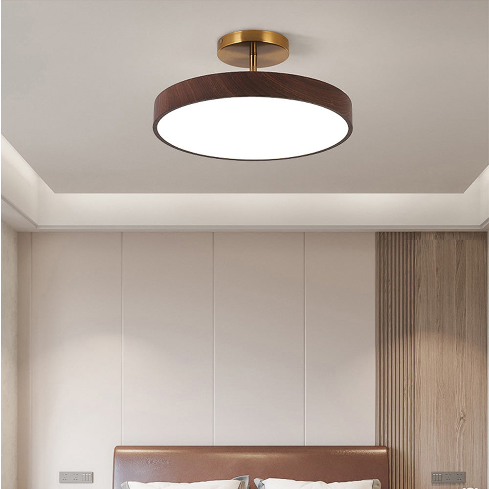 Fjell – Lampada da soffitto scandinava con effetto legno e cornice dorata