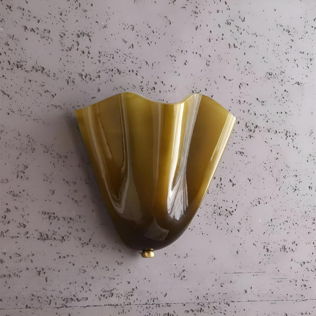 Applique da Parete Classica per Soggiorno con Paralume in Vetro a Petalo Curvo
