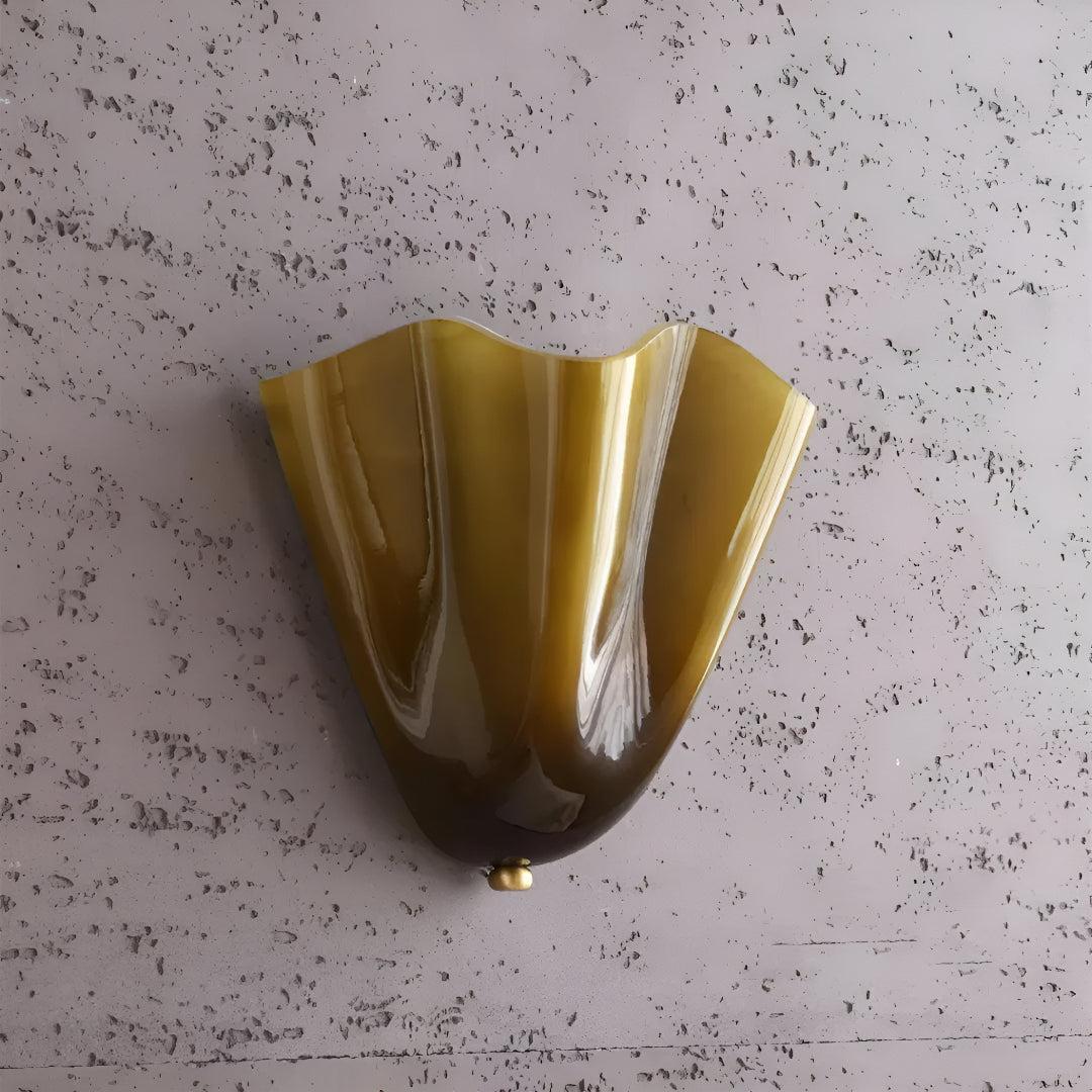Applique da Parete Classica per Soggiorno con Paralume in Vetro a Petalo Curvo