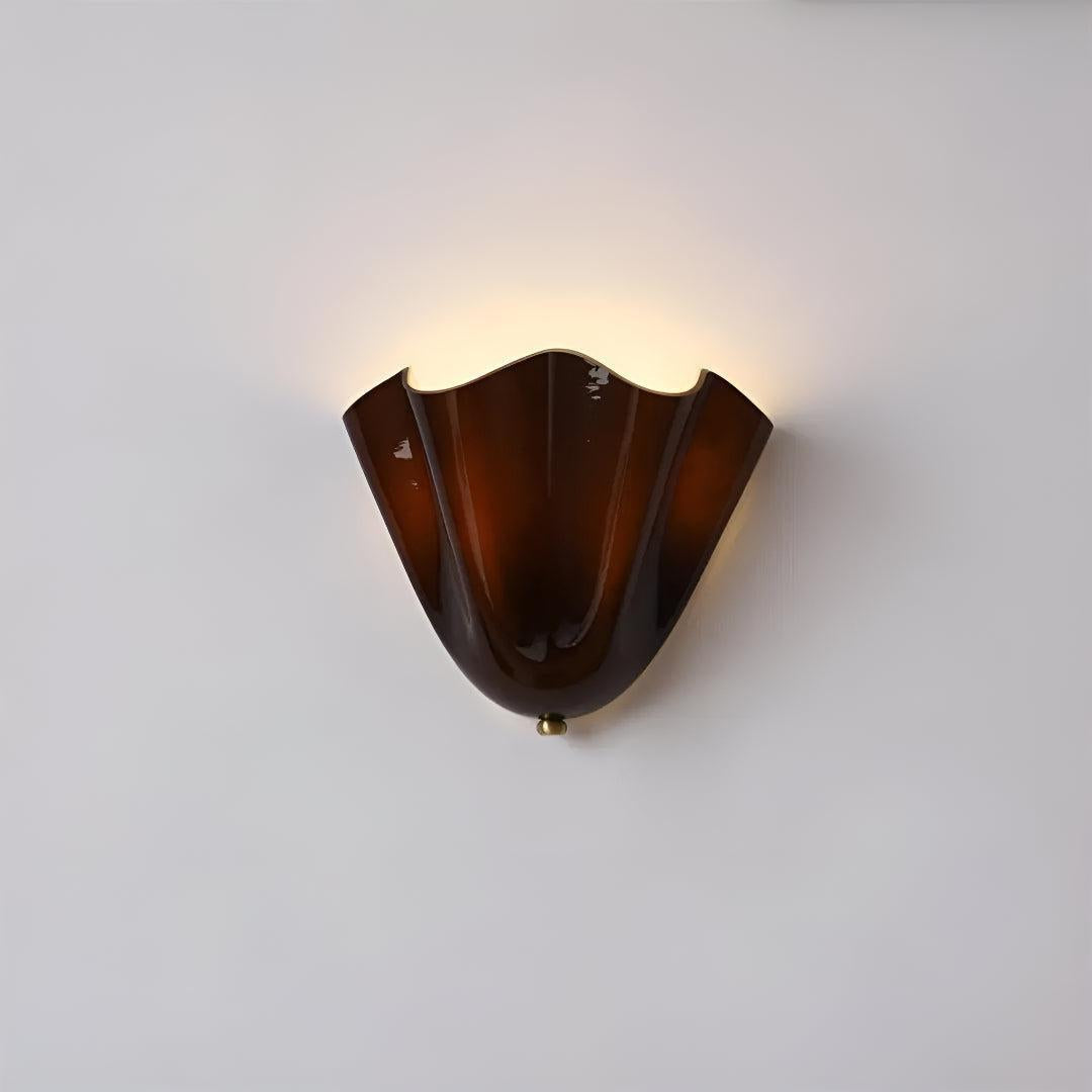 Applique da Parete Classica per Soggiorno con Paralume in Vetro a Petalo Curvo