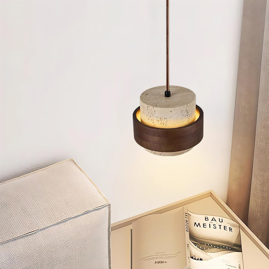 Arluna | Lampada a Sospensione in Travertino con Dettagli in Legno di Noce per Illuminazione Ambientale Moderna