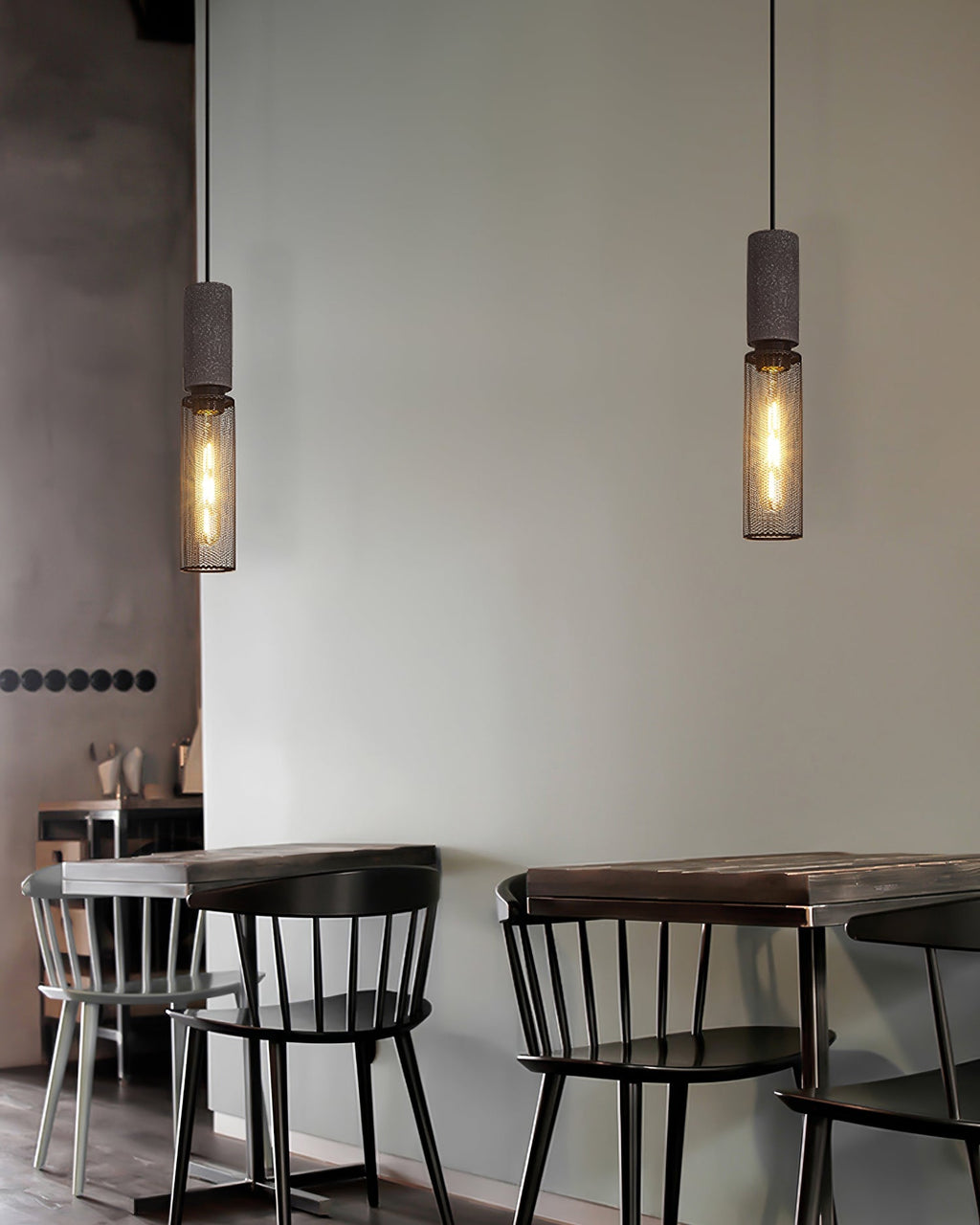 Virexo | Lampada a sospensione in cemento industriale con paralume cilindrico per interni moderni