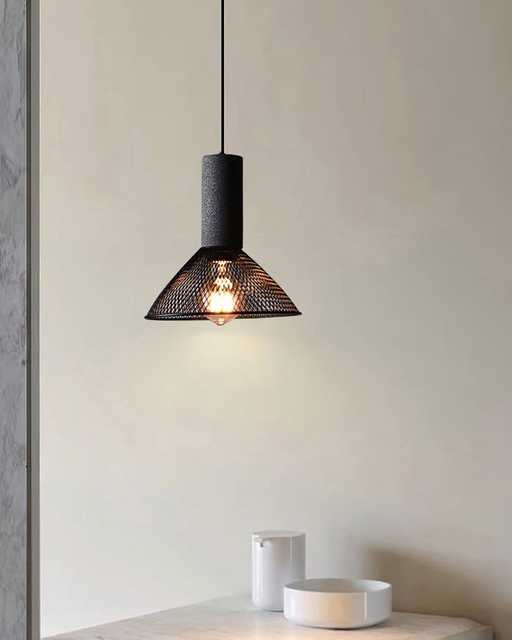 Virexo | Lampada a sospensione in cemento industriale con paralume cilindrico per interni moderni