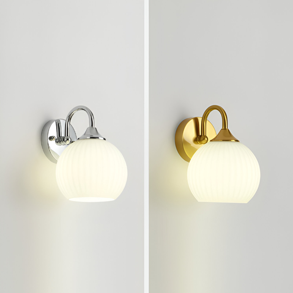 GlowSphere – Lampada da parete in vetro striato a forma di sfera moderna