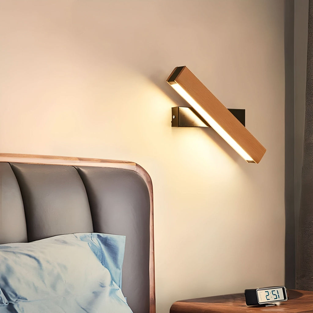 Lampada da Parete LED in Legno Minimalista con Braccio Regolabile