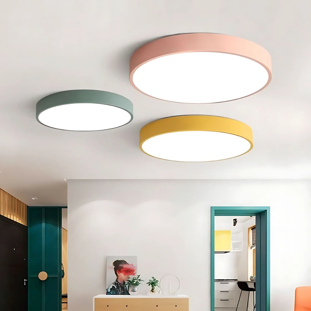 Elegante lampada a soffitto LED in stile scandinavo