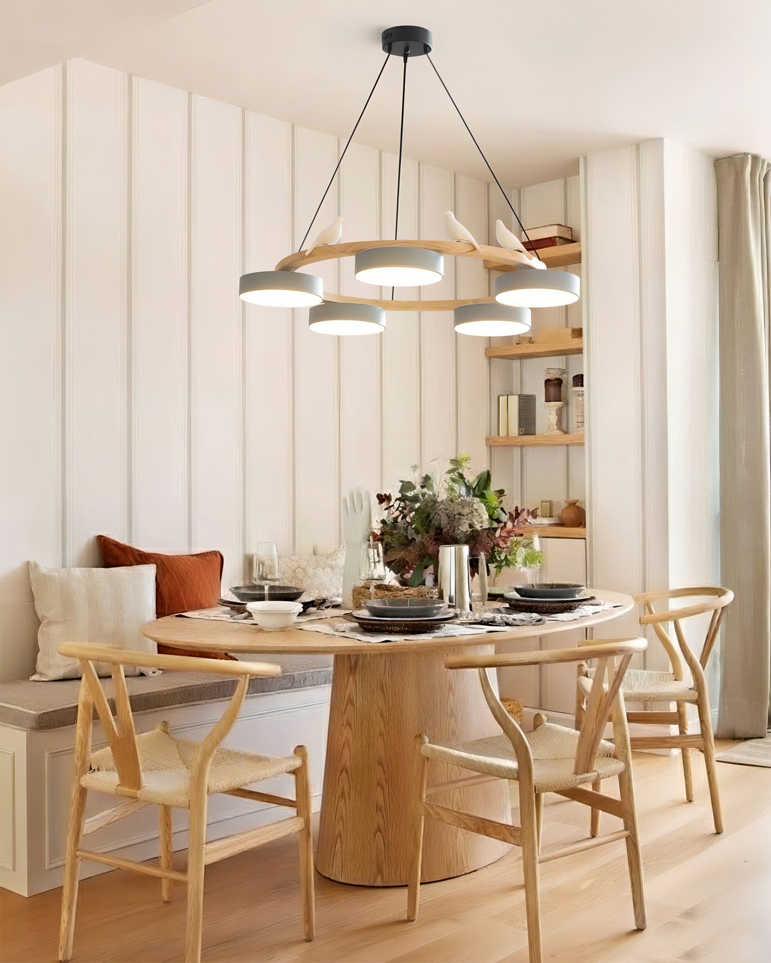 Zerani | Lampadario Rotondo con Design per Uccelli, Struttura in Legno e Illuminazione LED Integrata