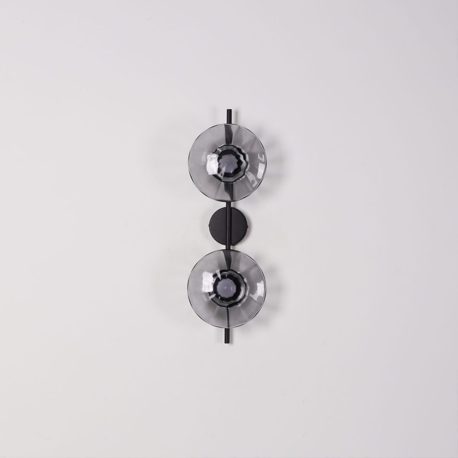 Noreva | Applique in Vetro Scultoreo con LED Integrato per Illuminazione Interni Moderni
