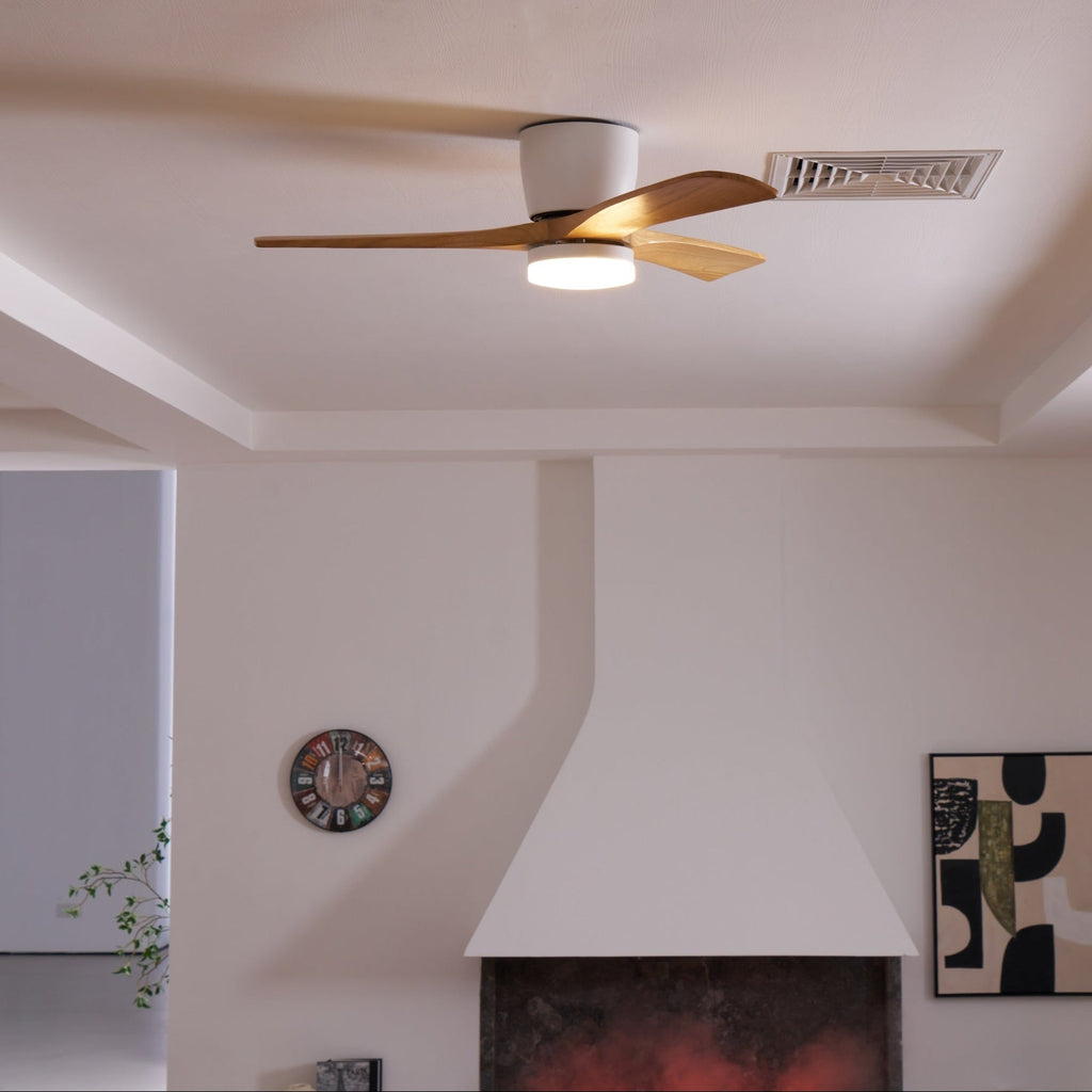 Arvienne | Ventilatore da soffitto in legno nordico con luce LED per camere moderne