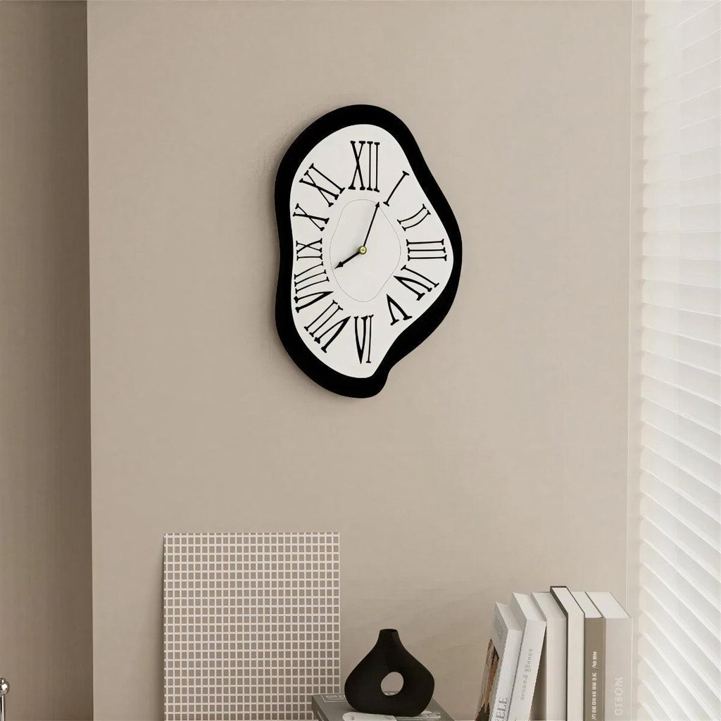 Orologio da Parete Melting Ispirato a Dali con Numeri Romani per Decorazioni per la Casa