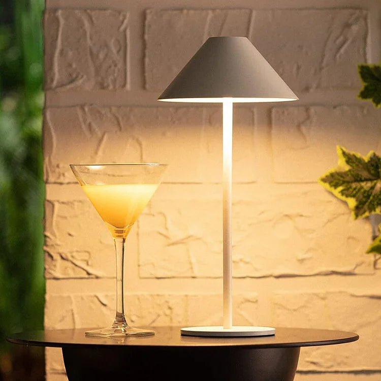 LumoCone – Lampada da tavolo wireless ricaricabile nera con funzione dimmer a tocco e illuminazione a 360°