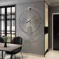 Grande orologio da parete in RPET – design minimalista 60 x 78 cm con lancette in bronzo spazzolato per spazi moderni