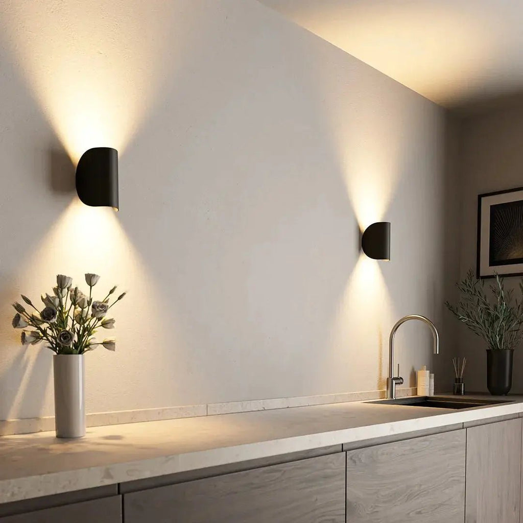 BRIGHTFLOW – Moderna lampada da parete LED per illuminazione residenziale a basso consumo energetico