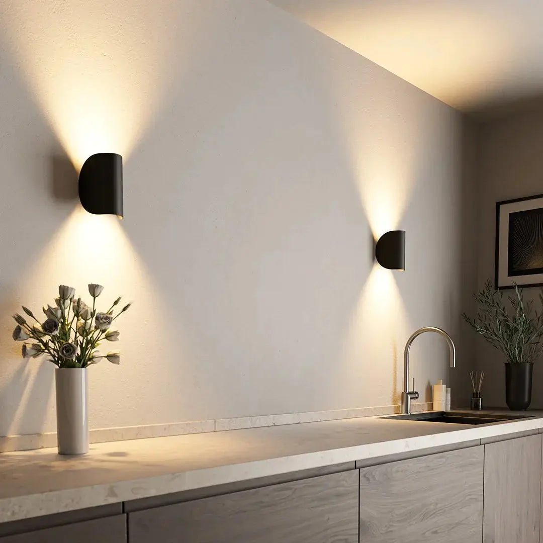 BRIGHTFLOW – Moderna lampada da parete LED per illuminazione residenziale a basso consumo energetico