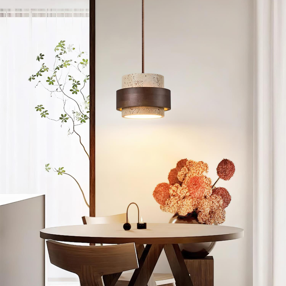 TerraLume – Lampadario Japandi in Travertino e Noce