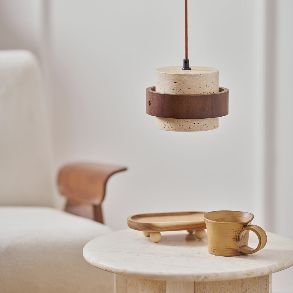TerraLume – Lampadario Japandi in Travertino e Noce